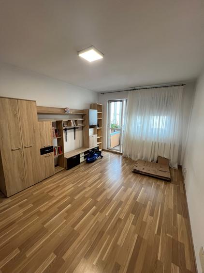 Apartament cu 2 camere decomandat în Militari