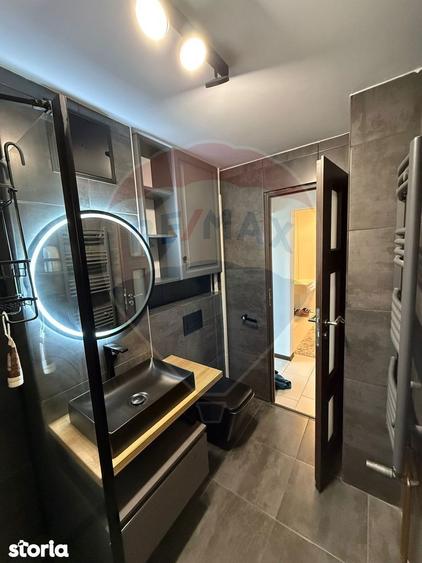 Apartament cu 3 camere, mobilat în Craiovița Nouă
