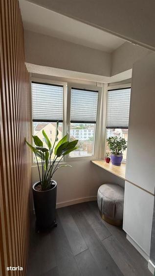 Apartament cu 5 camere în Turnișor