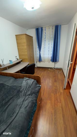 Apartament cu 2 camere în Micro 6