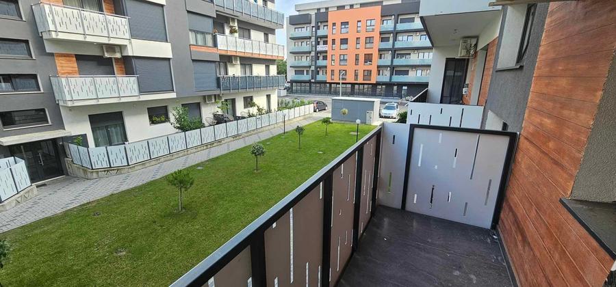 Apartament cu 2 camere nedecomandat în Central