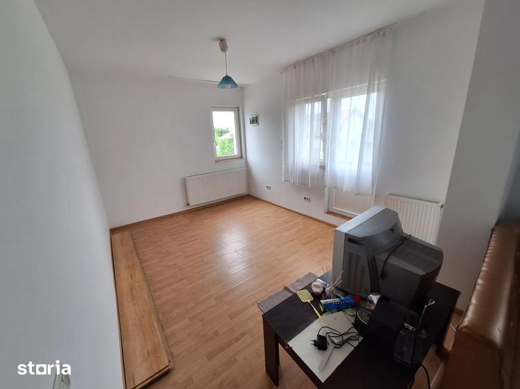 Garsonieră în Giroc