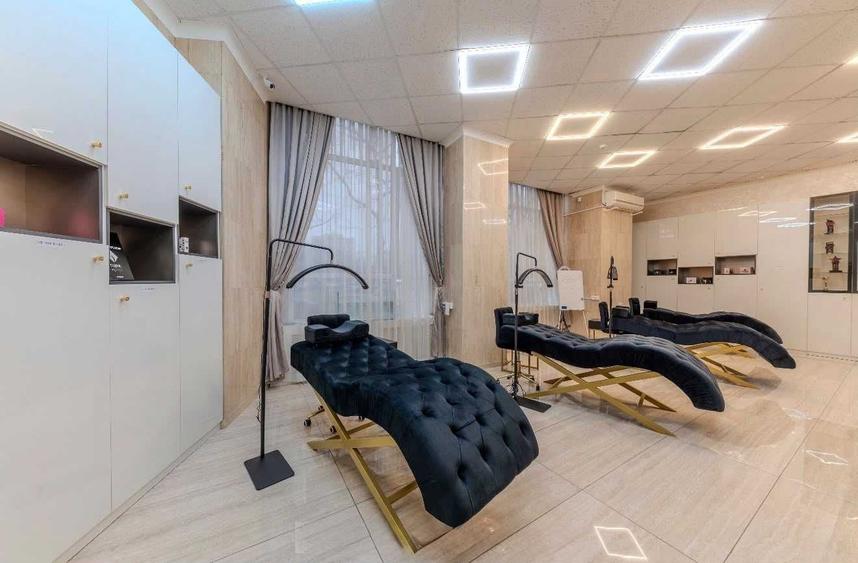 Spațiu comercial, de 179 mp, în Libertății