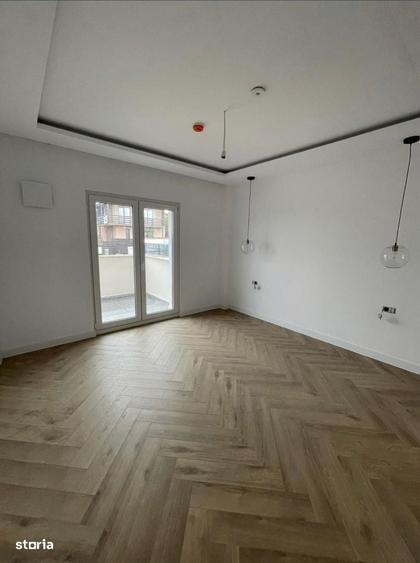 Casă cu 4 camere în Hlincea
