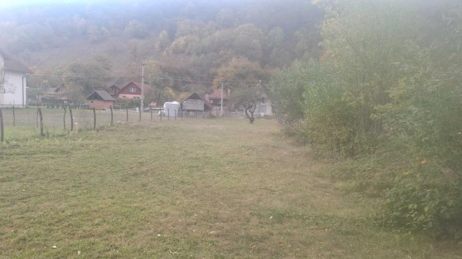 Spațiu comercial, în Râu Sadului