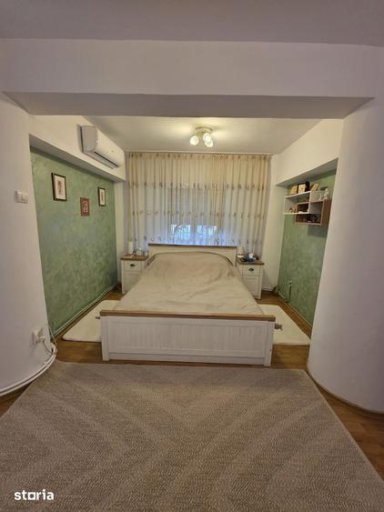 Apartament cu 3 camere în Șerbănești