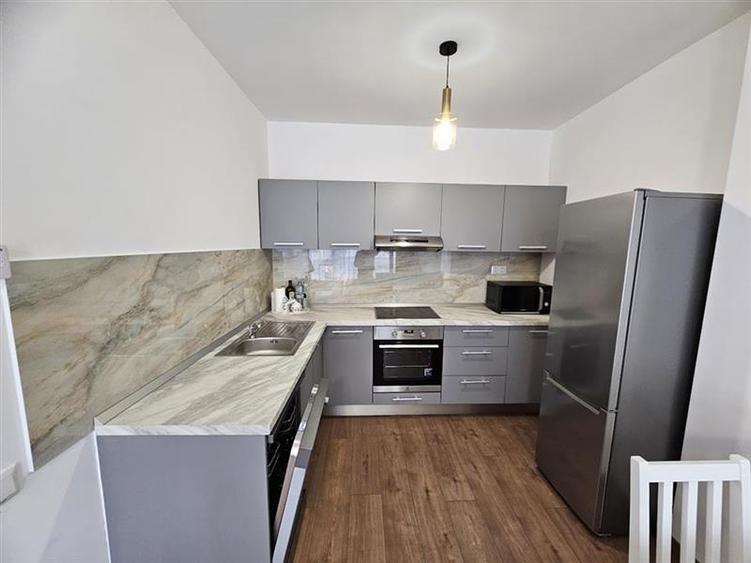 Apartament cu 2 camere decomandat, mobilat în Tudor Vladimirescu