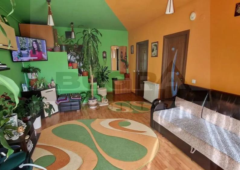 Apartament cu 2 camere semidecomandat în Chinteni