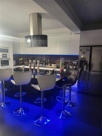 Apartament cu 3 camere decomandat în Lunca Cetățuii