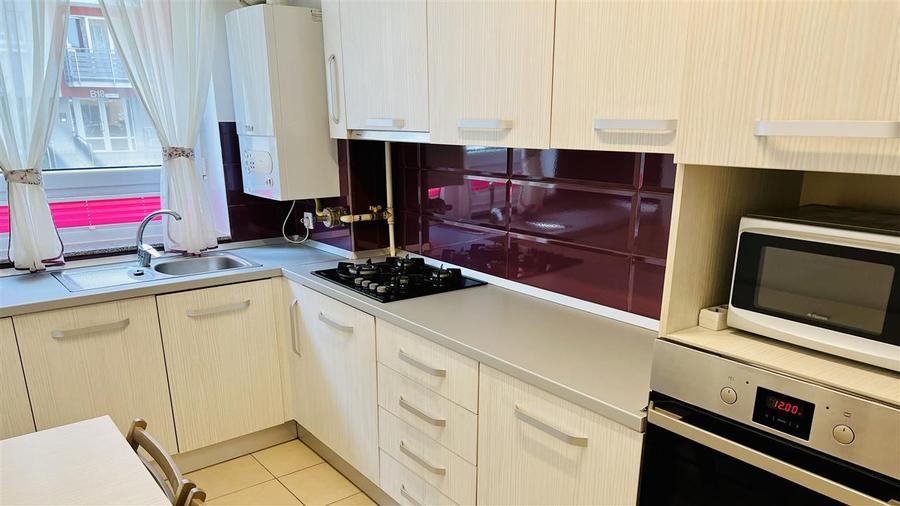 Apartament cu 2 camere decomandat, mobilat în Avantgarden