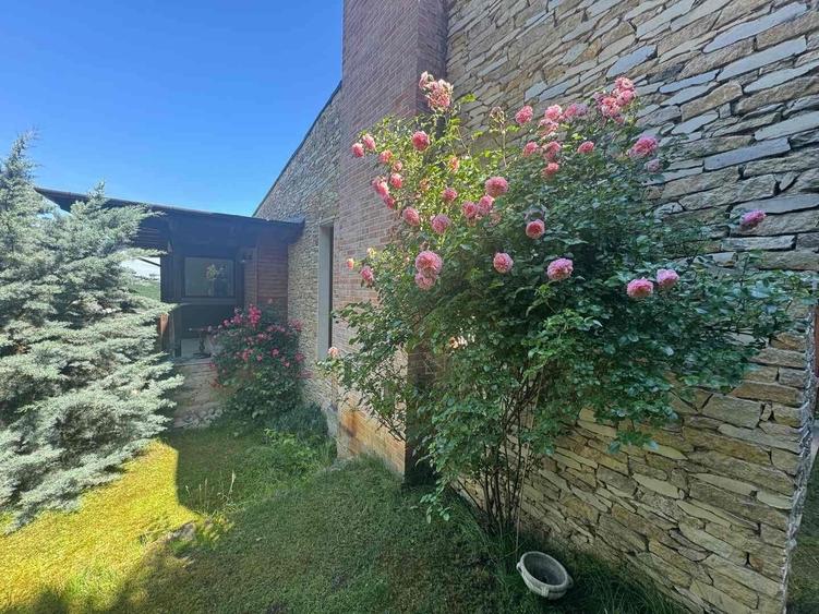 Casă cu 3 camere în Făget