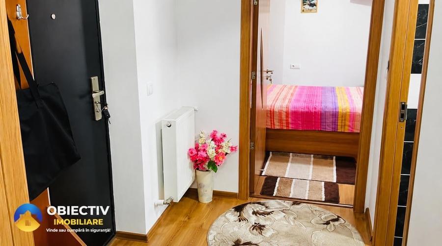 Garsonieră decomandată în Central
