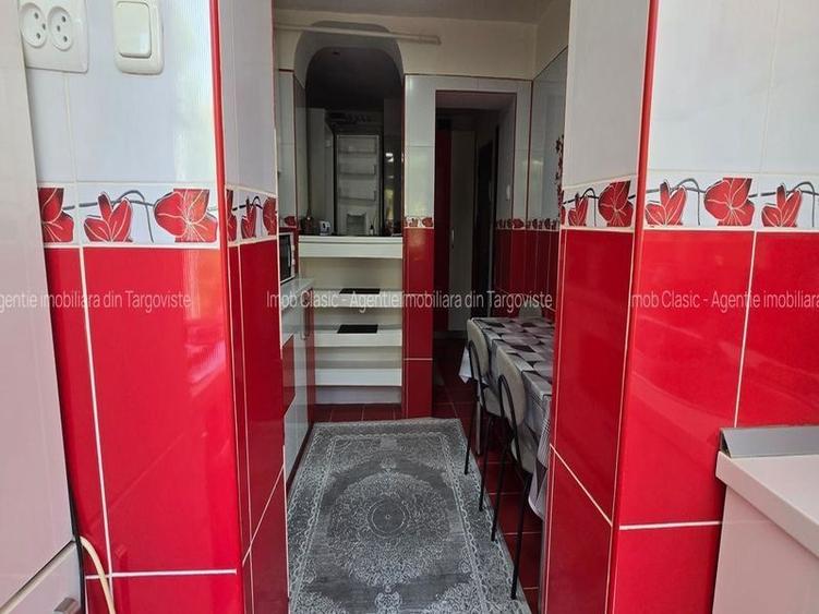 ETAJ 1,Micro  3 Târgoviște,  vânzare apartament 3camere - 7
