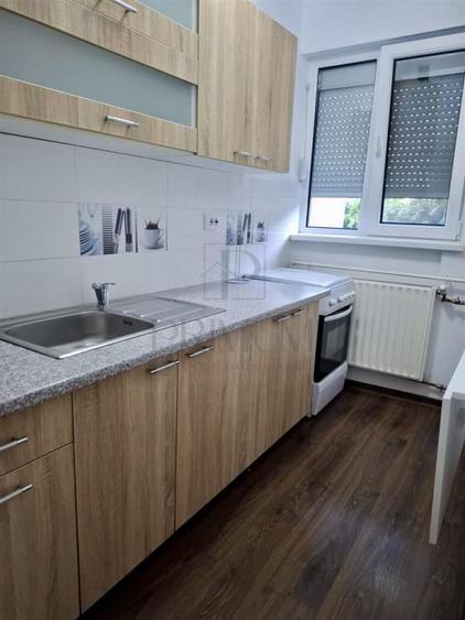 Apartament cu 2 camere semidecomandat în Dacia