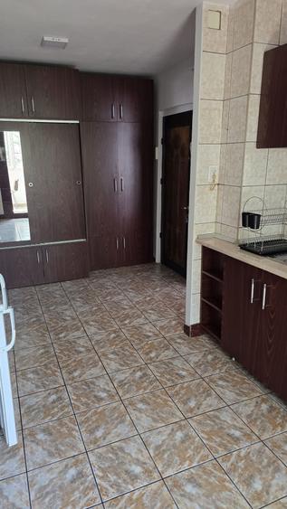 Inchirez apartament 2 camere Rahova ,CAPORAL PREDA NR 2 ,et 3 /4 Liber - 6