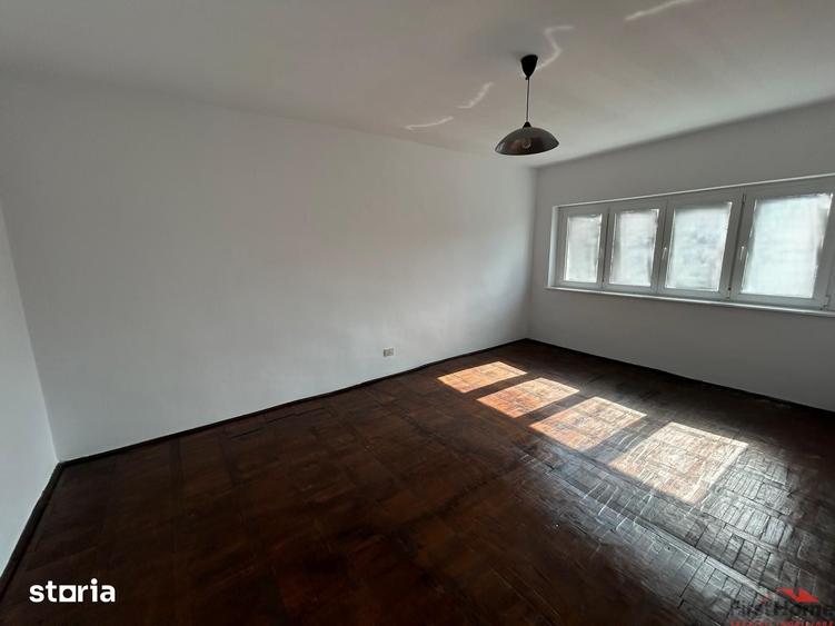 Apartament cu 2 camere de vanzare, etaj 4, zona Sud - 4