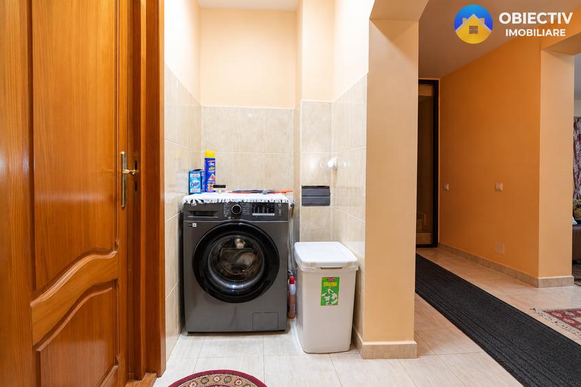 Casă individuală cu 5 camere cu Teren 492 Mp în Izvoare (Dumbrava Roșie)