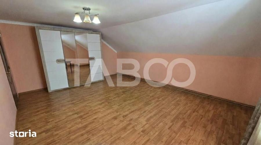 Casa individuala de vanzare cu 4 camere si 725mp curte libera in Daia - 8