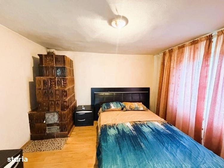 Casă cu 3 camere în Slătioara