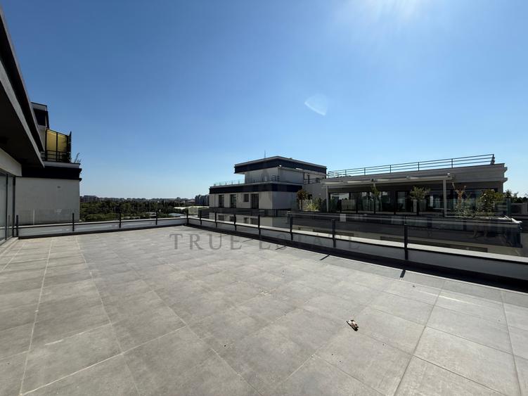 Penthouse cu 4 camere decomandat în Floreasca
