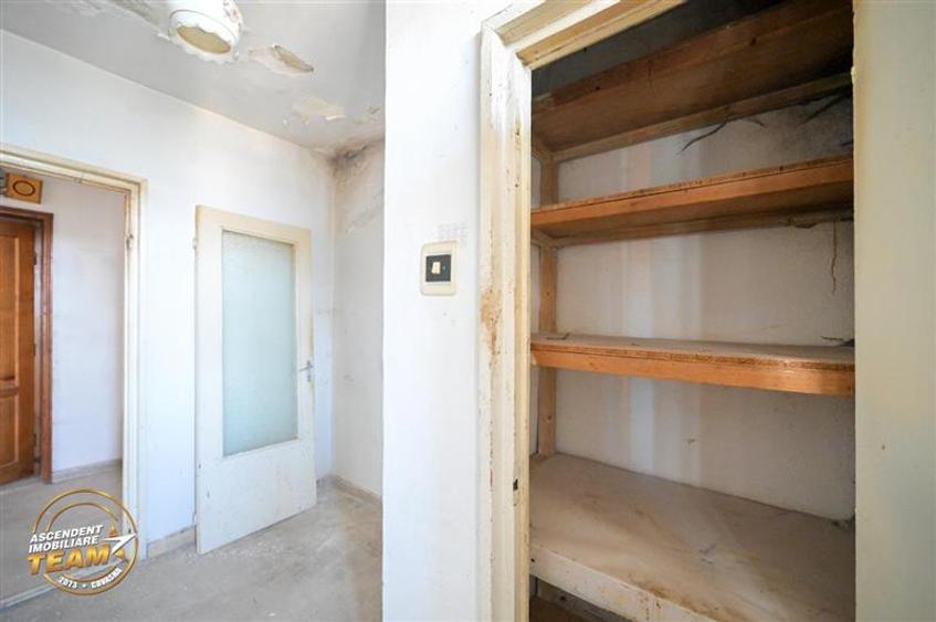 Apartament cu 2 camere decomandat în Central