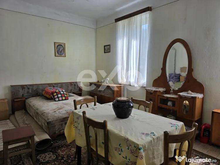 Casă cu 6 camere cu Teren 15524 Mp în Voineasa