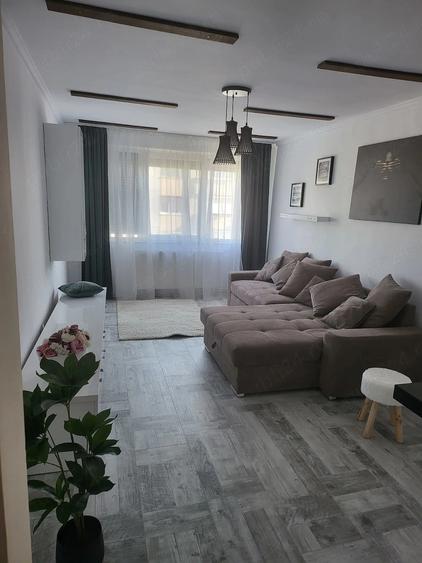 Inchiriez apartament cu 3 camere in Mun. Satu Mare - 4