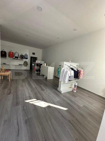 Casă individuală cu 6 camere cu Canalizare în Central