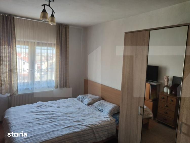 Apartament cu 4 camere în Micălaca
