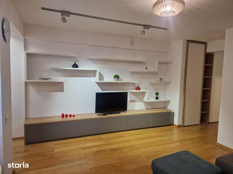 Apartament cu 3 camere în Bună Ziua