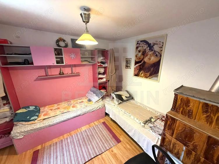 Casă cu 1 camere cu Teren 282 Mp în Romanești