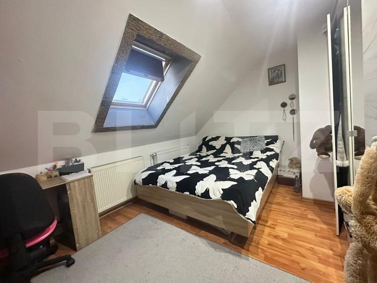 Apartament cu 3 camere decomandat, mobilat în Micro 15
