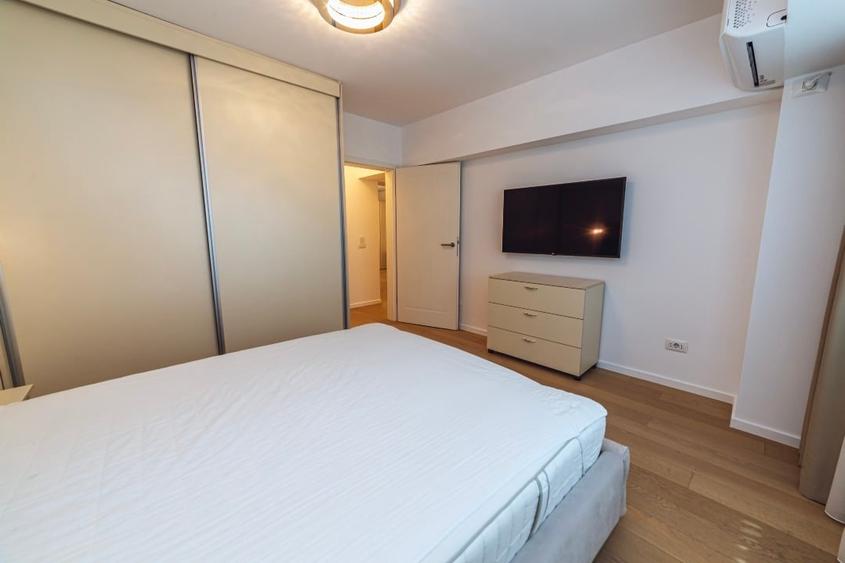 Apartament cu 4 camere, mobilat în Unirii