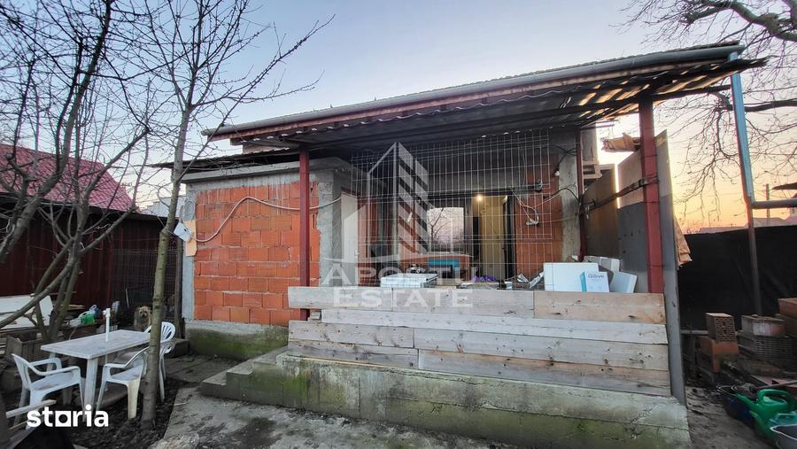 Casă cu 3 camere cu Teren 700 Mp în Satchinez