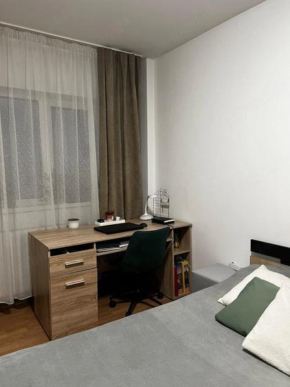 Garsonieră decomandată în Borhanci