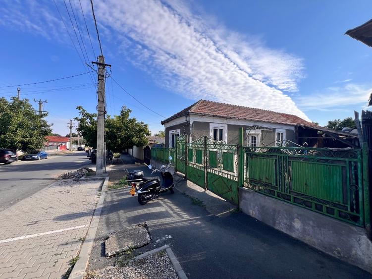 Casă cu 3 camere în Central