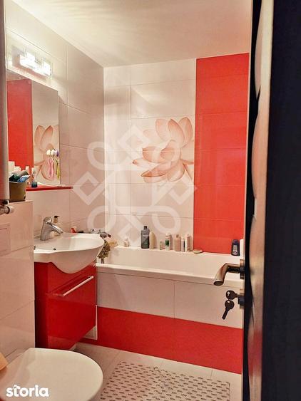 Apartament cu 3 camere decomandat, mobilat în Rogerius