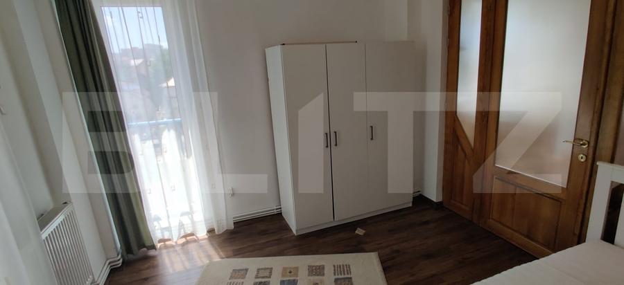 Apartament cu 4 camere semidecomandat, mobilat în Zorilor