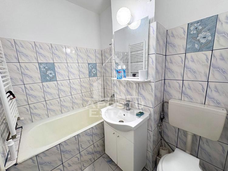 Apartament cu 2 camere decomandat, mobilat în Medicină