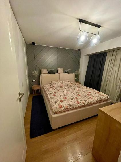 Apartament cu 2 camere semidecomandat, mobilat în Unirii