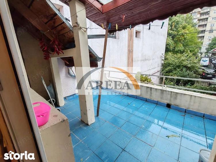 PRET BUN - casa 5 camere, curte individuala - metrou C-tin Brancoveanu - 1