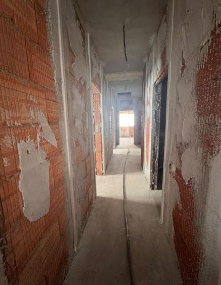 Duplex cu 4 camere cu Canalizare în Moșnița Nouă