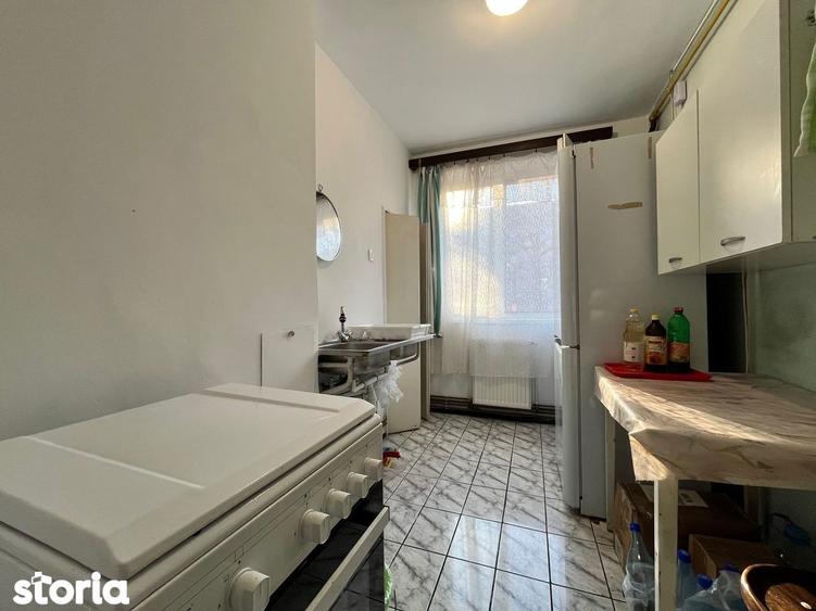 Apartament cu 3 camere în Astra