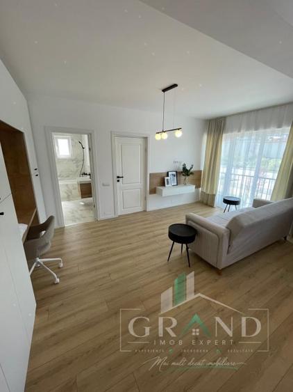 Apartament cu 2 camere semidecomandat, mobilat în Florești