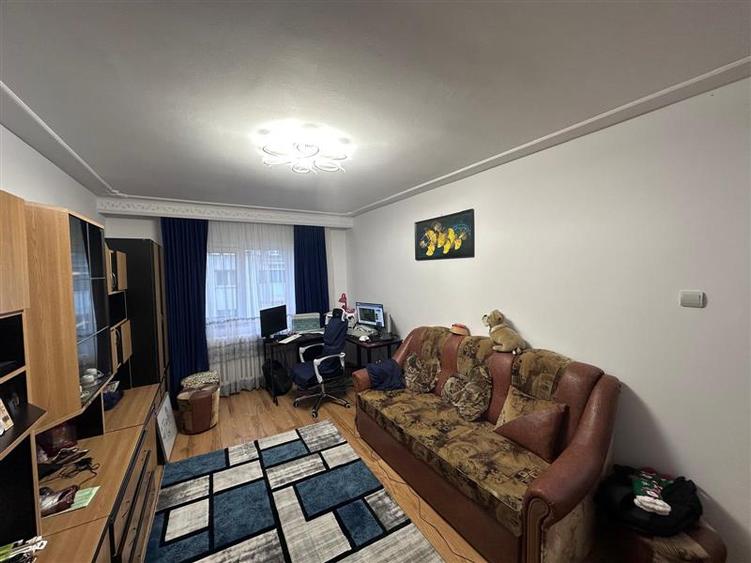 Apartament cu 2 camere decomandat în Dacia