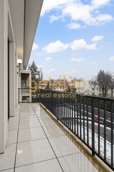 Apartament cu 4 camere decomandat, mobilat în Kiseleff