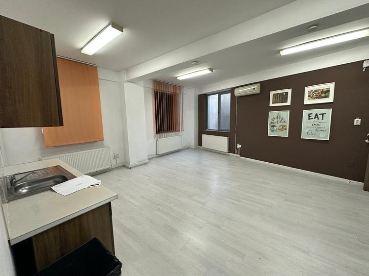 Birou, de 562 mp, în Cotroceni