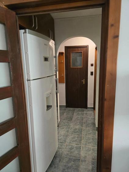 SPRE INCHIRIERE APARTAMENT - 6