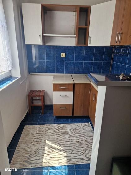 DE INCHIRIAT Apartament 1 camera, etaj 2 - zona Calea Buziasului - 4