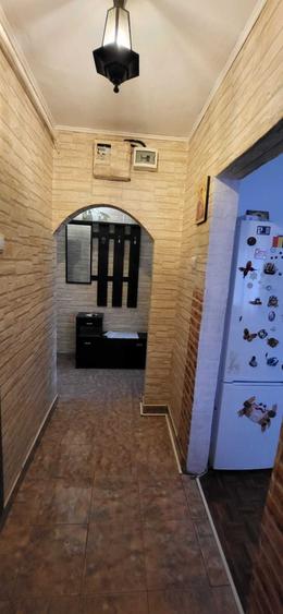 Apartament cu 3 camere semidecomandat în Trivale